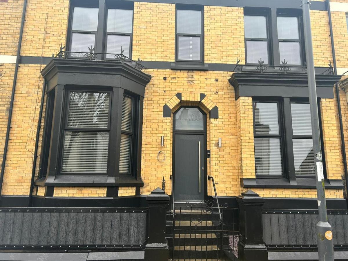128 Anfield Road Hotel Liverpool Bagian luar foto